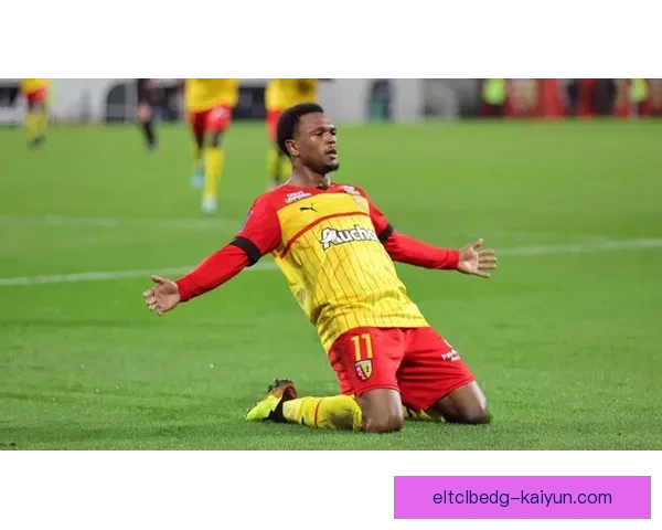 法甲热门球队竞争激烈，表现稳健引发关注